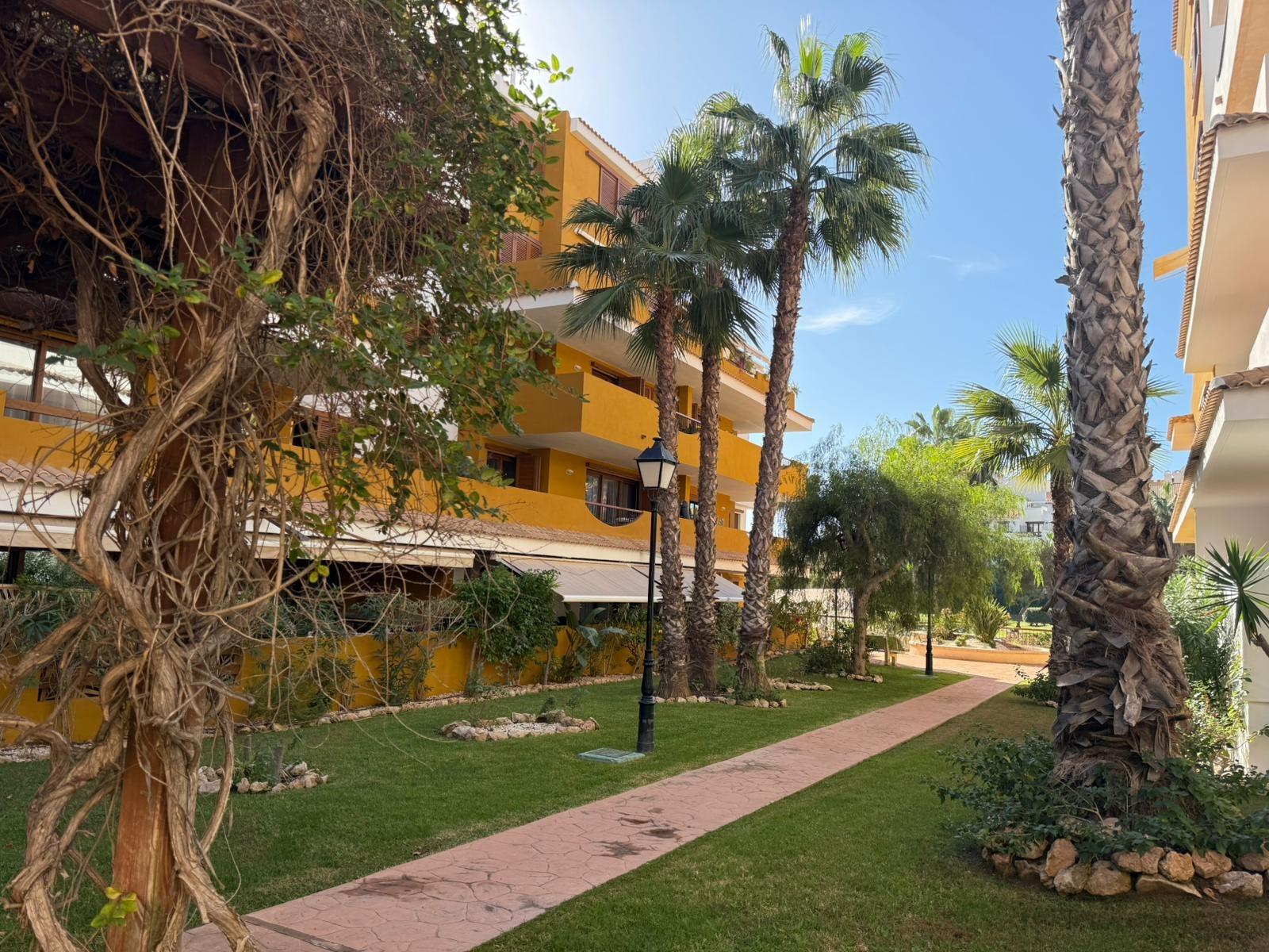 2 Bed, 2 Bath, ApartmentFor Sale, Torrevieja, Alicante