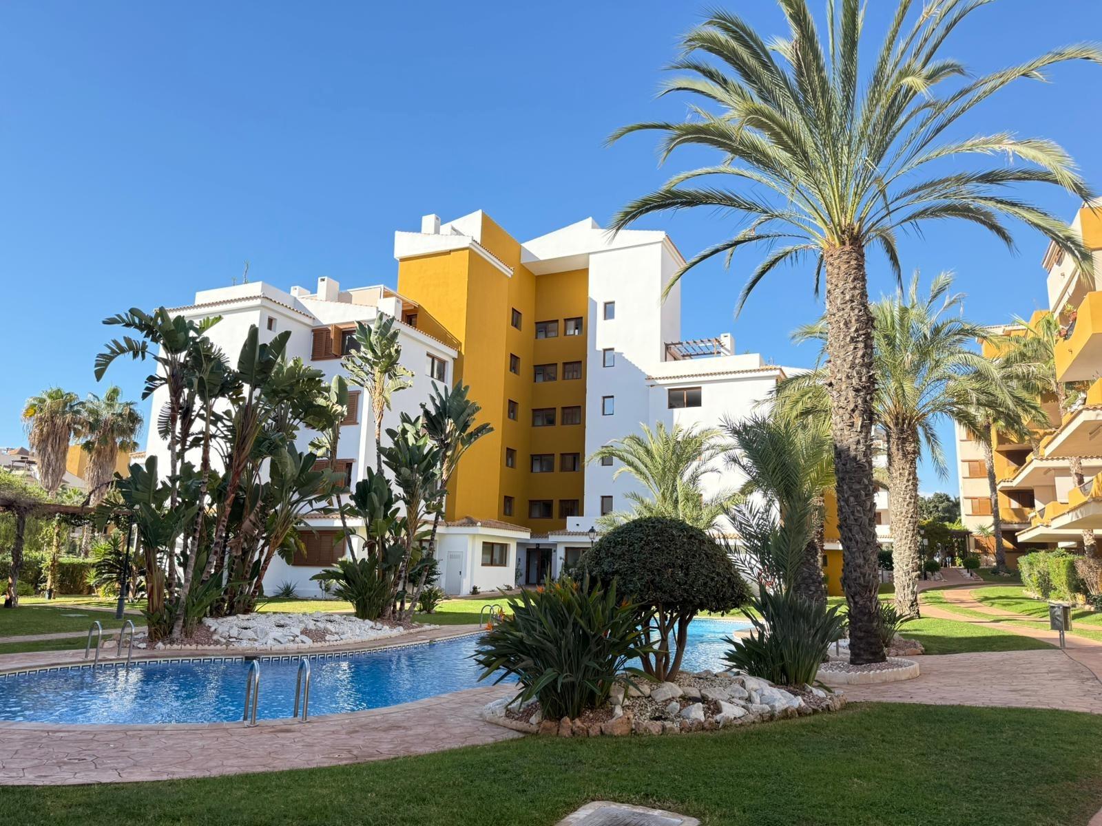 2 Bed, 2 Bath, ApartmentFor Sale, Torrevieja, Alicante