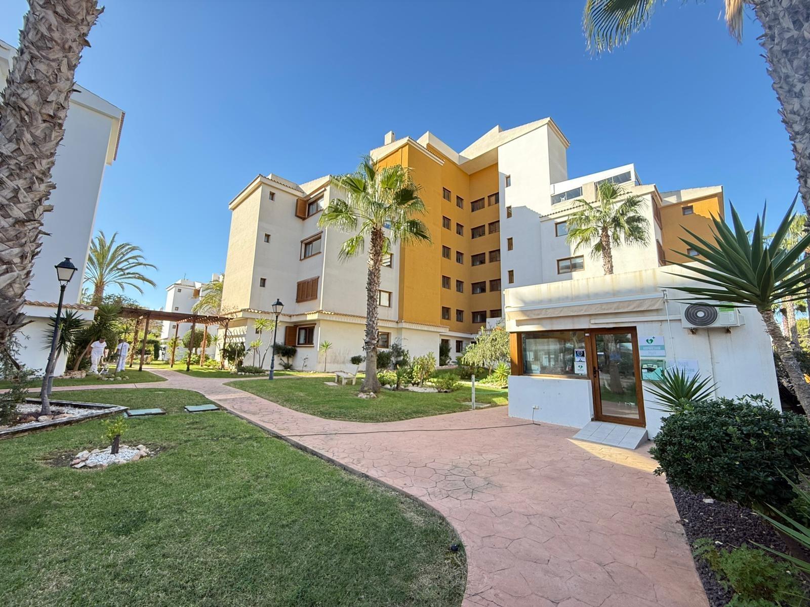 2 Bed, 2 Bath, ApartmentFor Sale, Torrevieja, Alicante