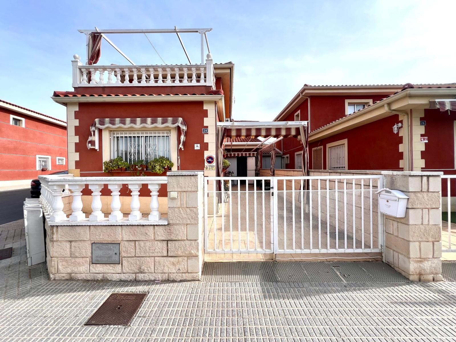 3 Bed, 2 Bath, HouseFor Sale, Pinoso, Alicante