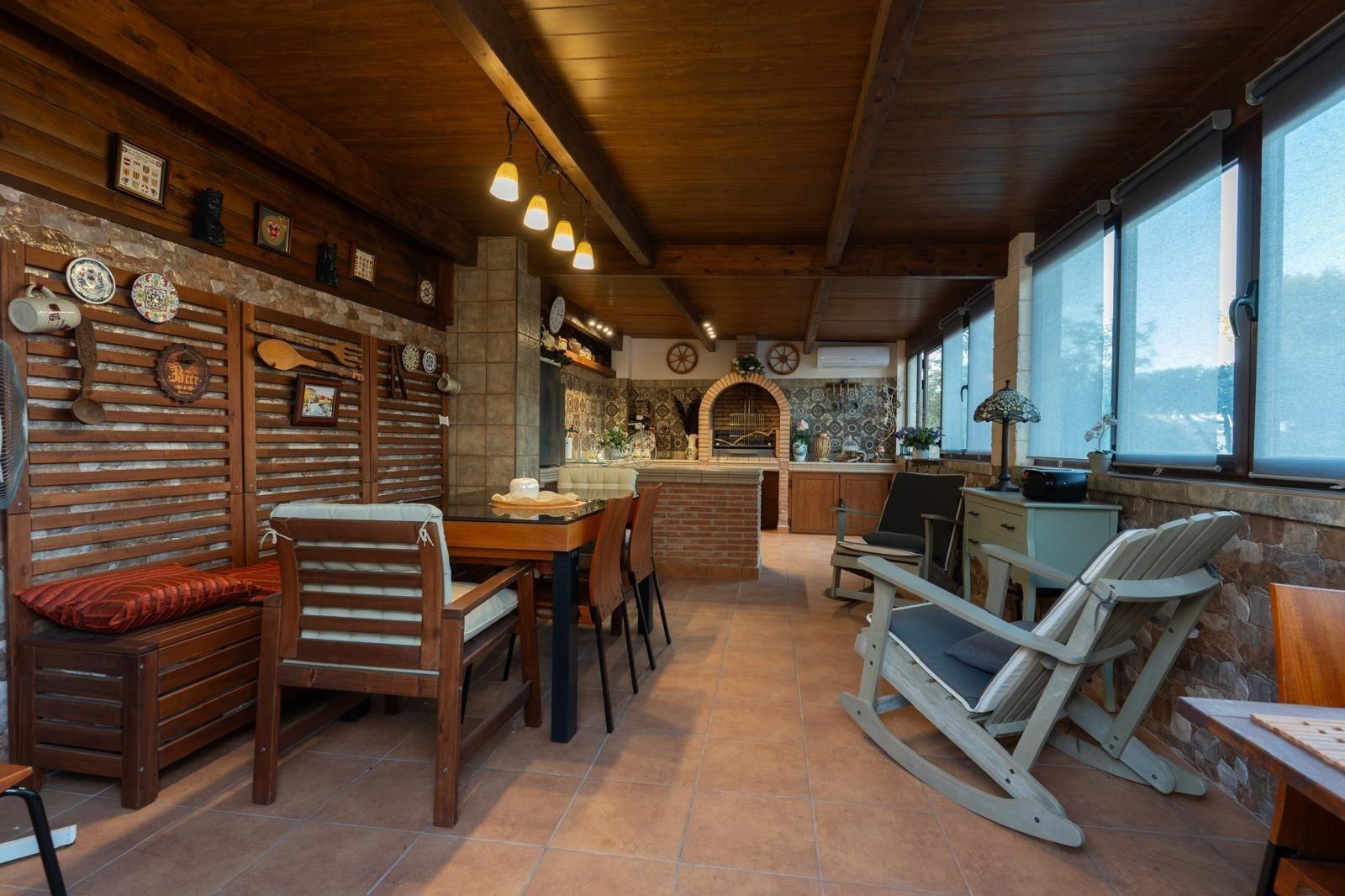 7 Bed, 4 Bath, HouseFor Sale, Torrevieja, Alicante