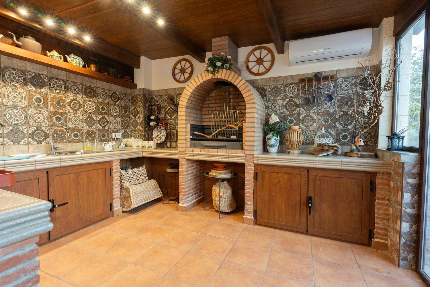 7 Bed, 4 Bath, HouseFor Sale, Torrevieja, Alicante