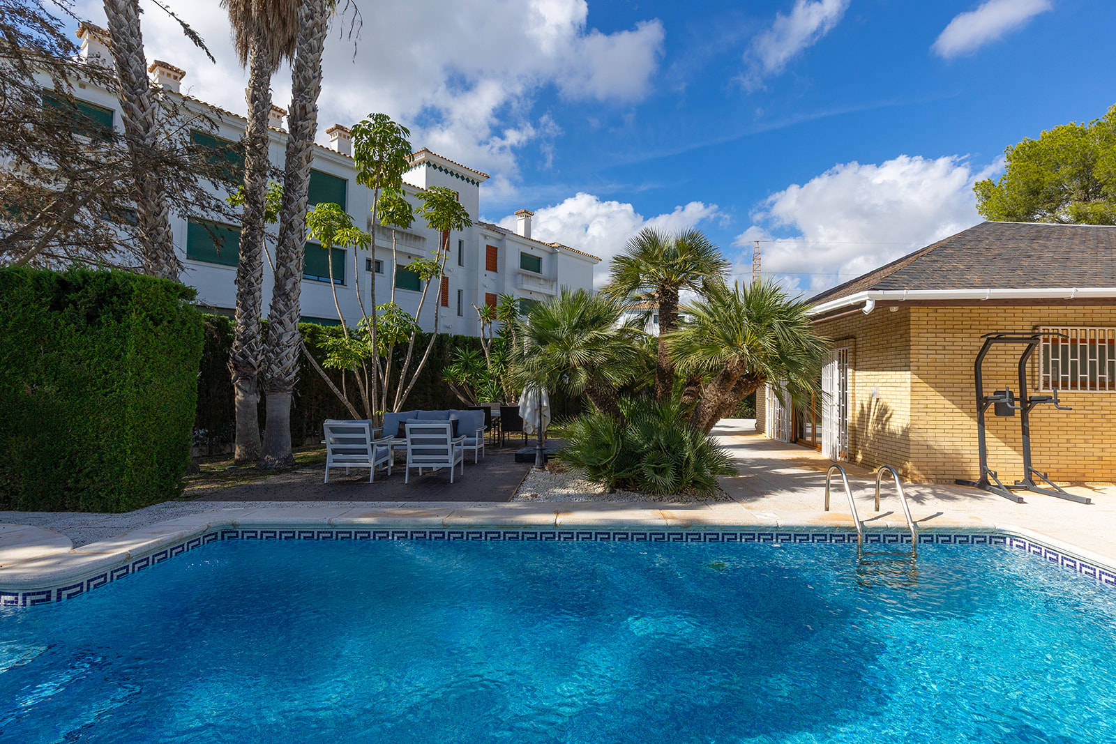 5 Bed, 3 Bath, HouseFor Sale, Orihuela Costa, Alicante