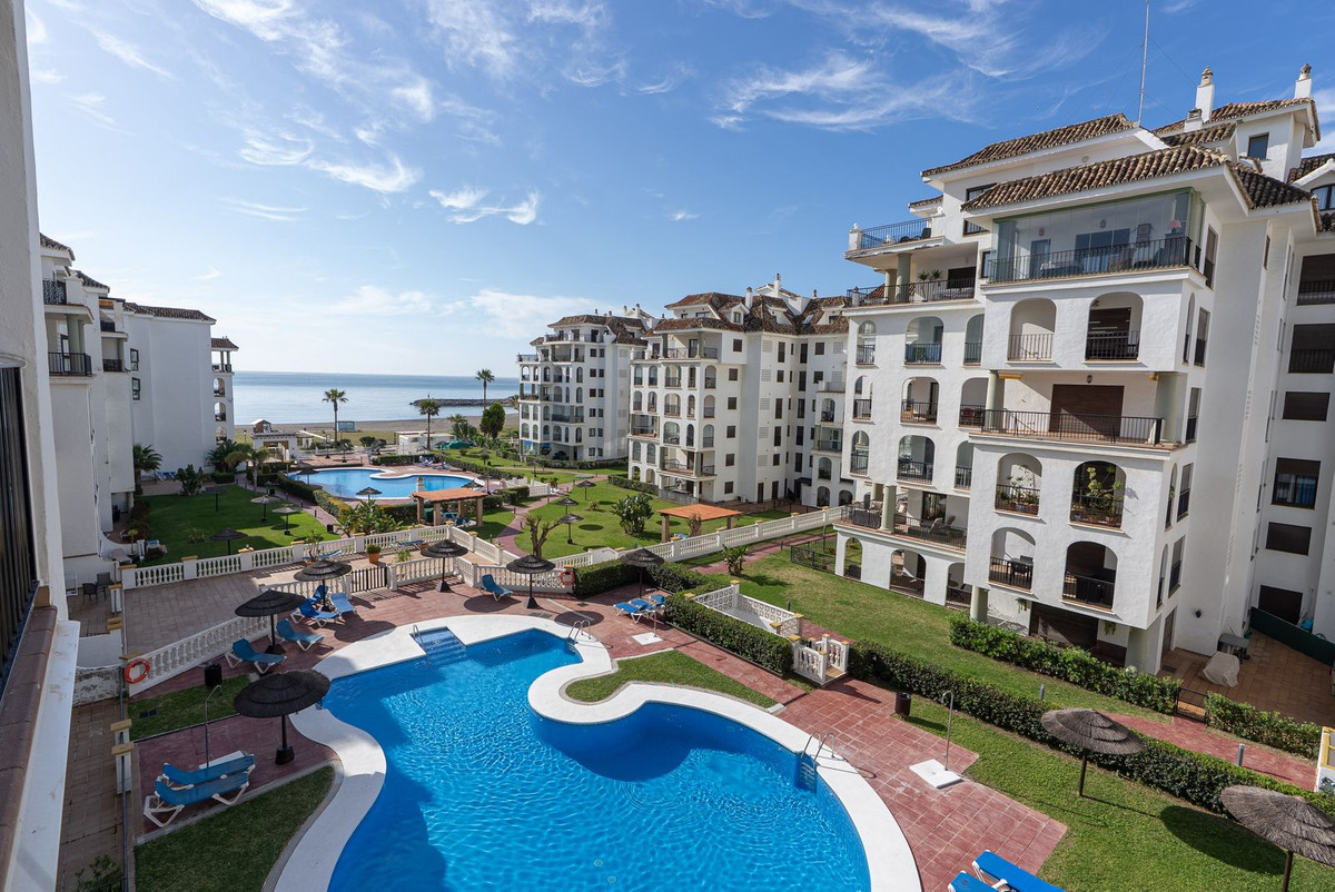 2 Bed, 2 Bath, ApartmentFor Sale, La Duquesa, Malaga