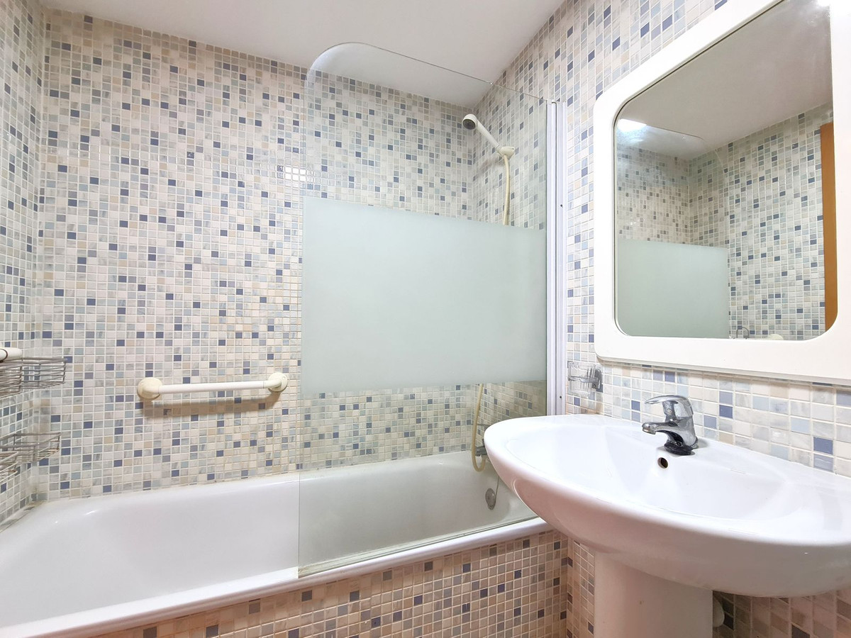 2 Bed, 2 Bath, ApartmentFor Sale, Casares Playa, Malaga