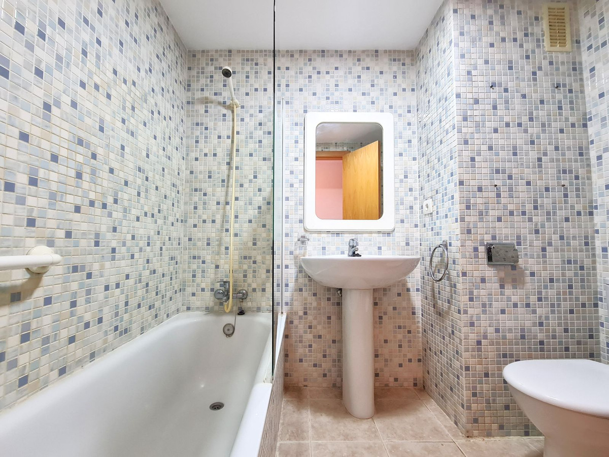 2 Bed, 2 Bath, ApartmentFor Sale, Casares Playa, Malaga