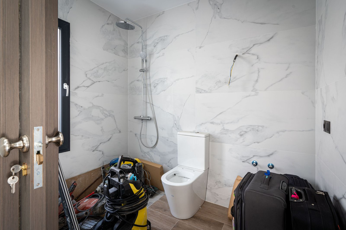 3 Bed, 3 Bath, HouseFor Sale, Estepona, Malaga