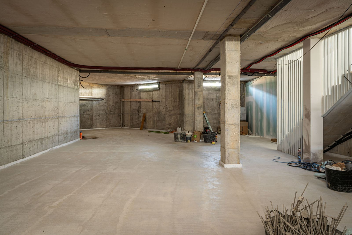 3 Bed, 3 Bath, HouseFor Sale, Estepona, Malaga