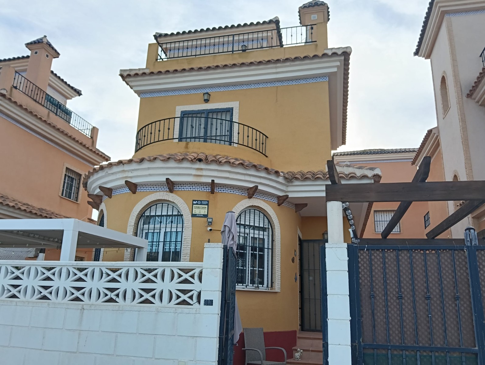 3 Bed, 2 Bath, HouseFor Sale, Los Montesinos, Alicante