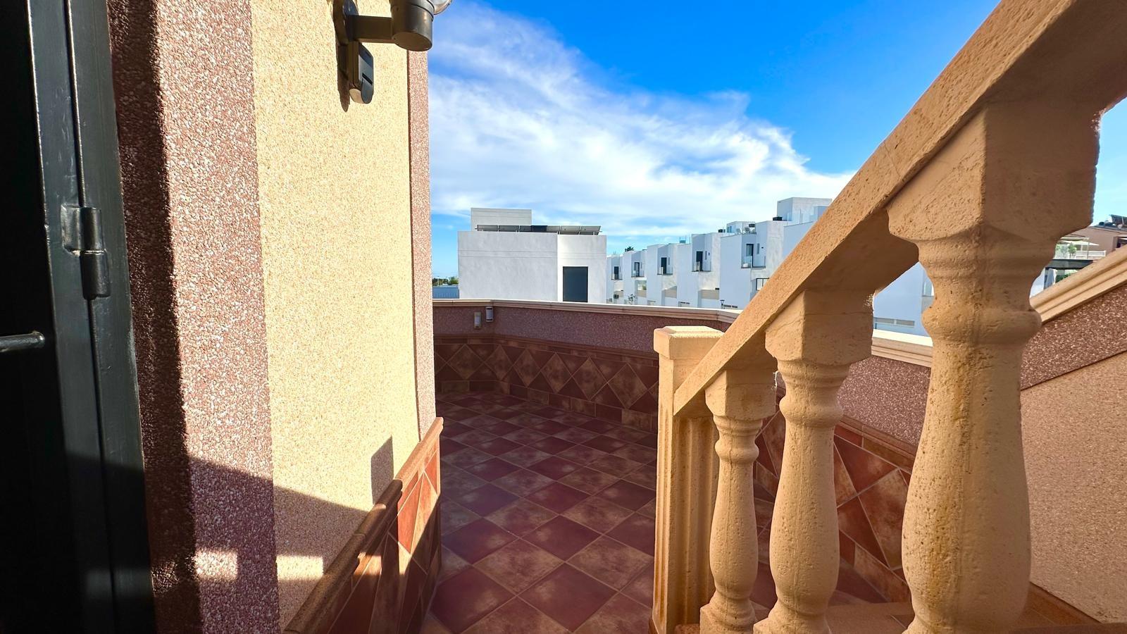 4 Bed, 3 Bath, HouseFor Sale, Torrevieja, Alicante