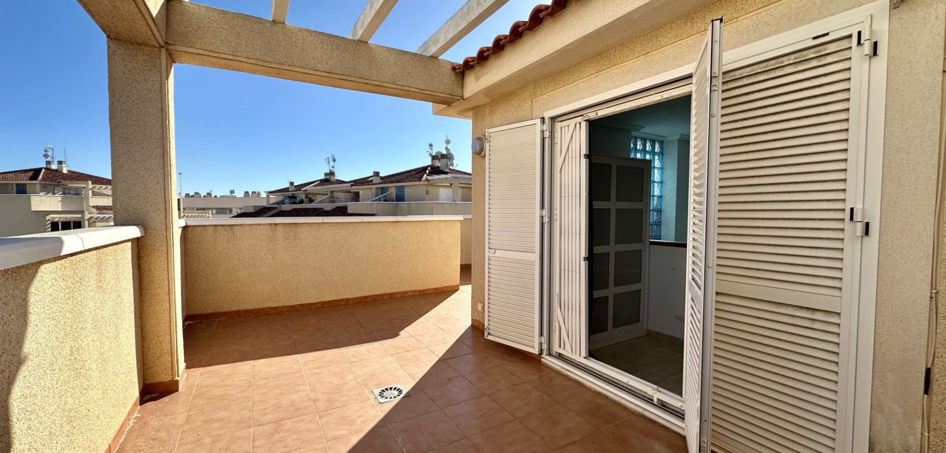 3 Bed, 2 Bath, ApartmentFor Sale, Orihuela Costa, Alicante