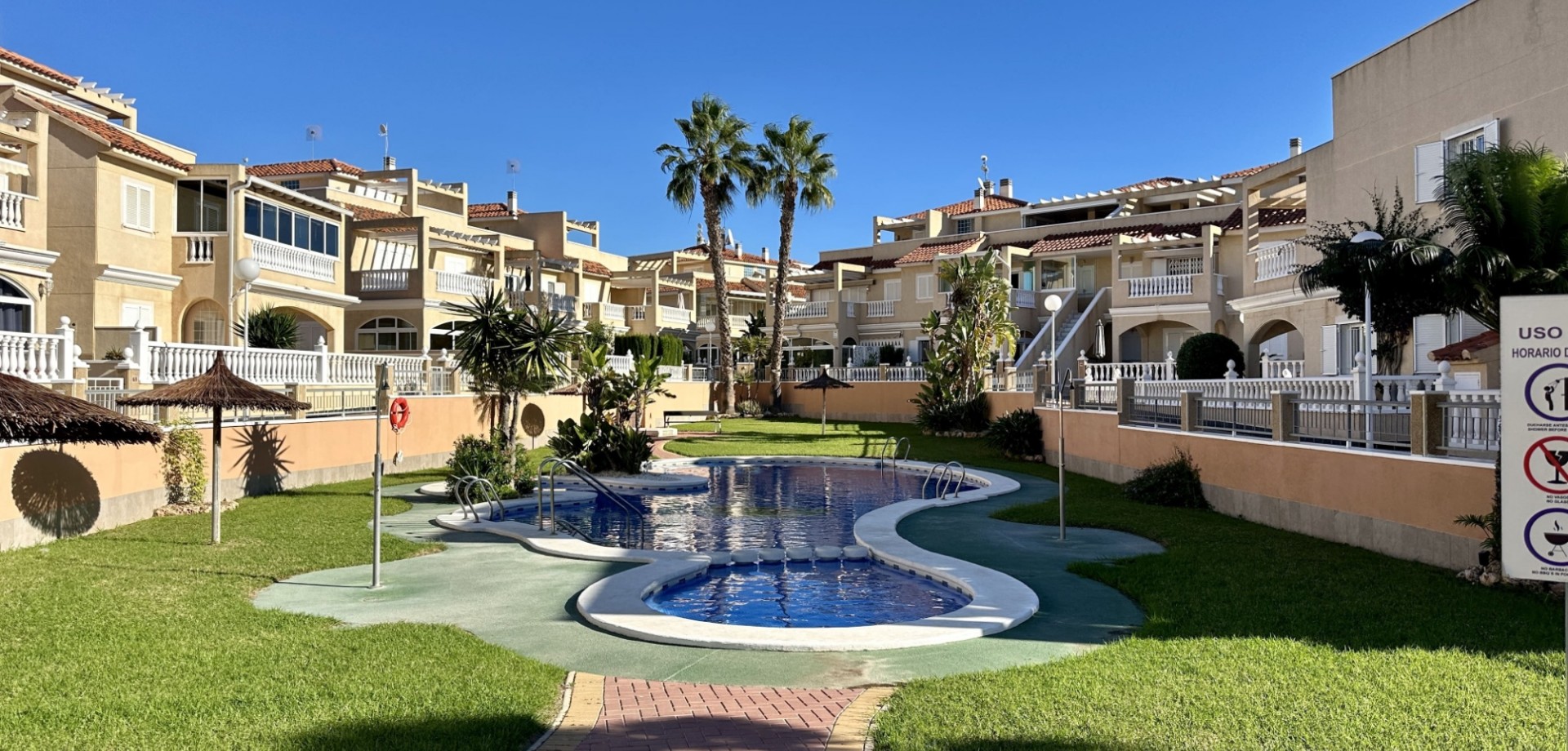 3 Bed, 2 Bath, ApartmentFor Sale, Orihuela Costa, Alicante