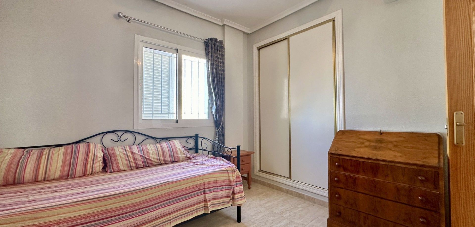 3 Bed, 2 Bath, ApartmentFor Sale, Orihuela Costa, Alicante