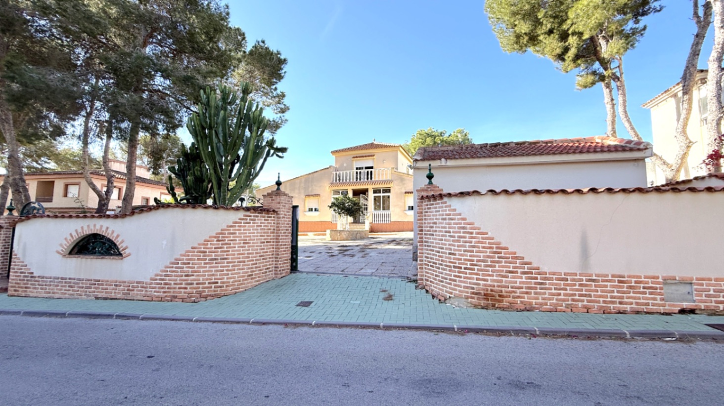 4 Bed, 3 Bath, HouseFor Sale, Pilar De La Horadada, Alicante