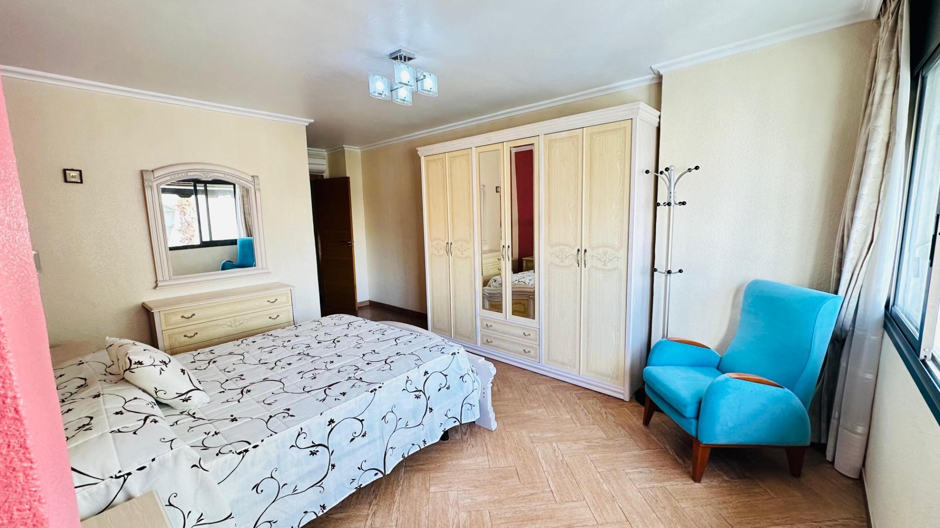 3 Bed, 2 Bath, ApartmentFor Sale, Torrevieja, Alicante