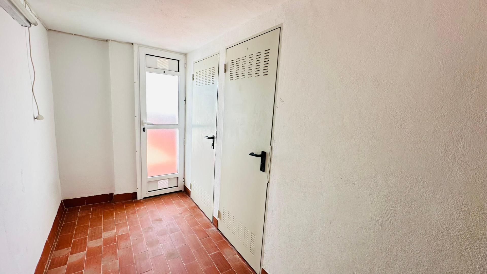 3 Bed, 2 Bath, ApartmentFor Sale, Torrevieja, Alicante