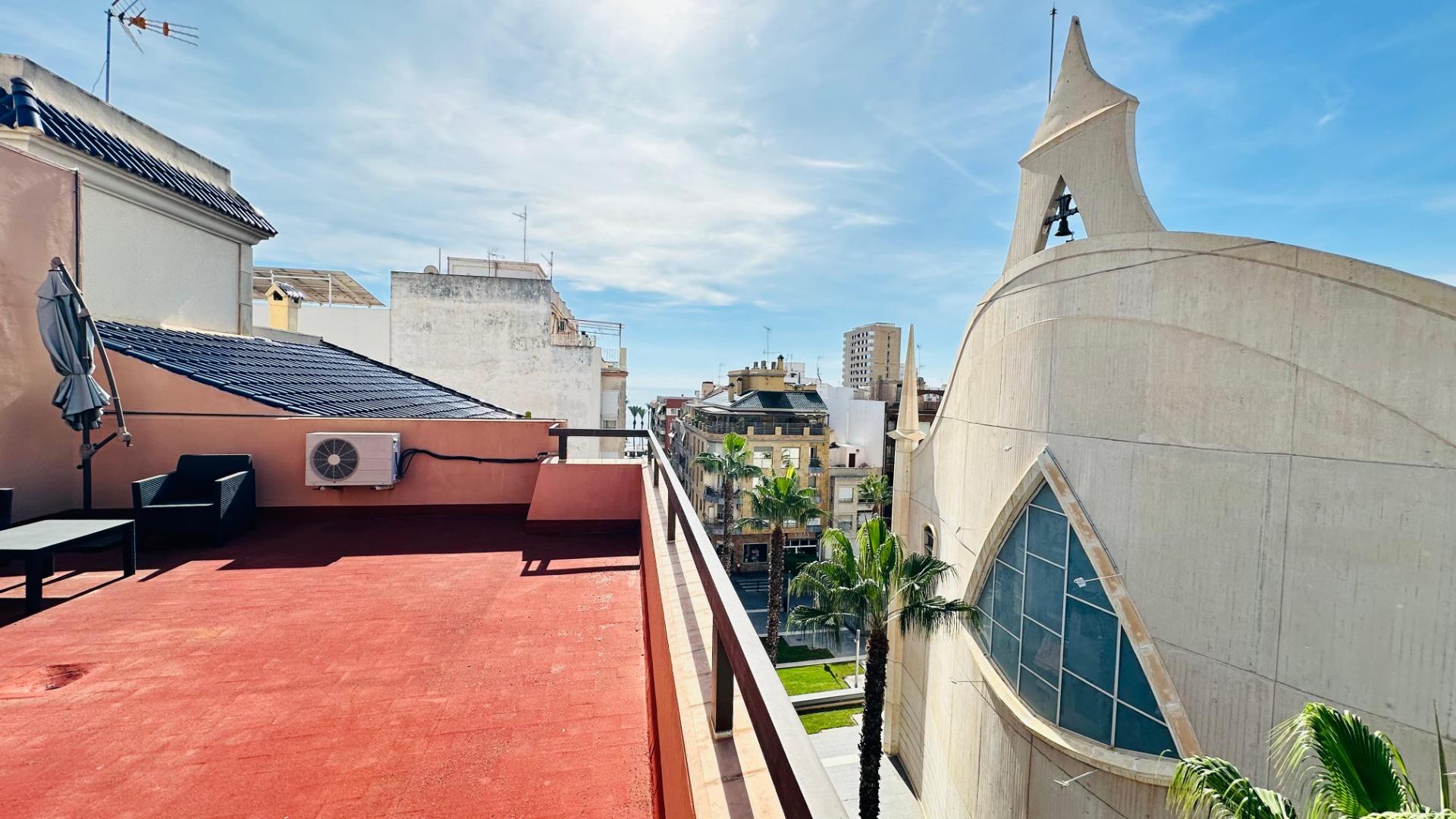 3 Bed, 2 Bath, ApartmentFor Sale, Torrevieja, Alicante