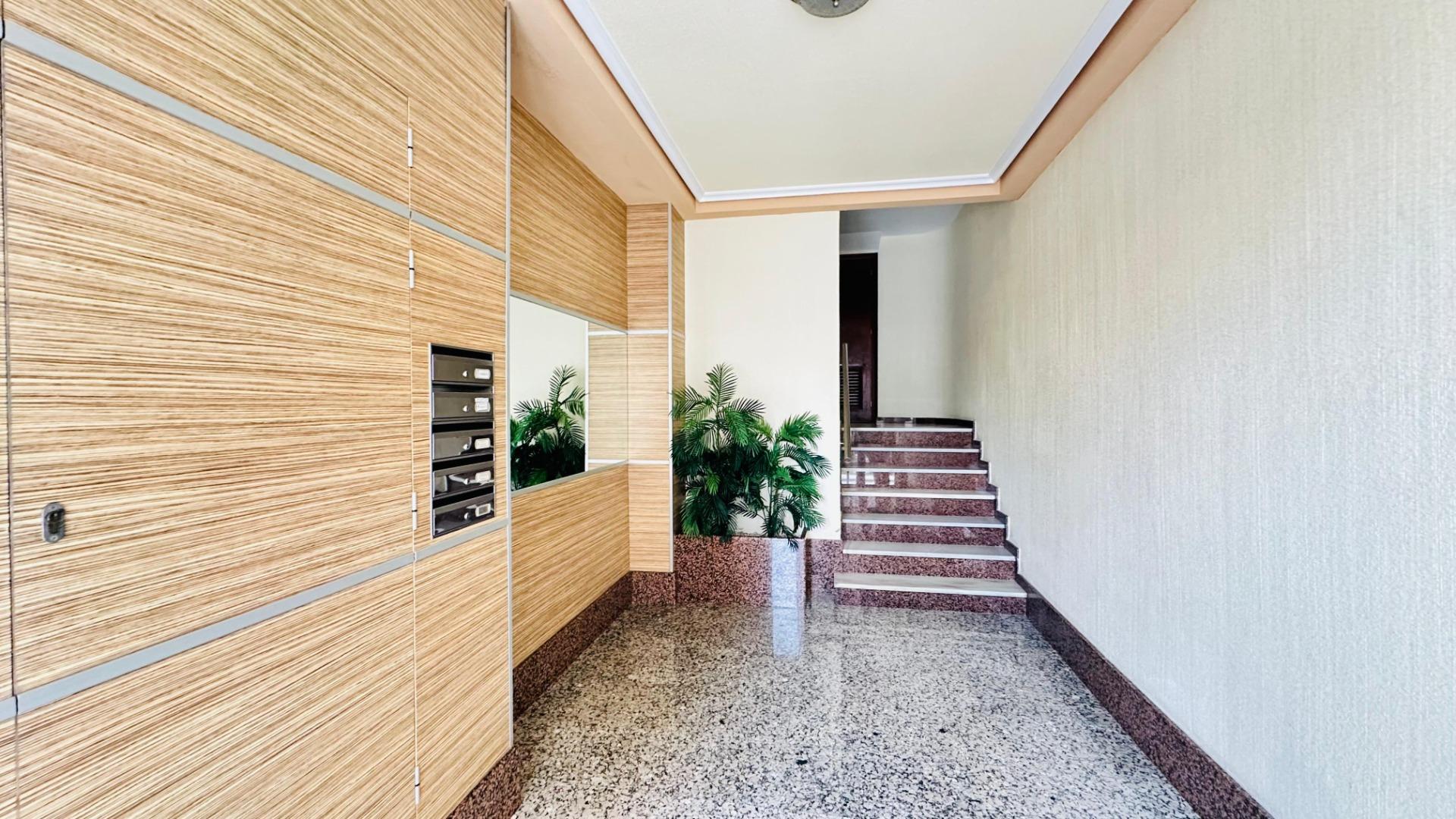 3 Bed, 2 Bath, ApartmentFor Sale, Torrevieja, Alicante