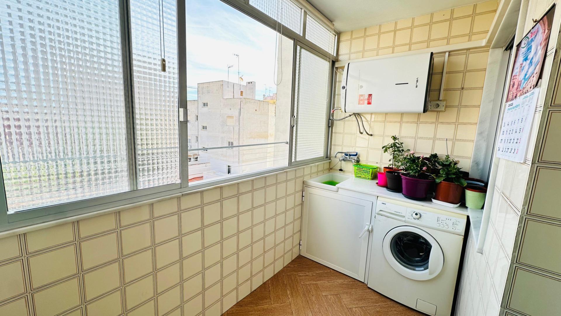 3 Bed, 2 Bath, ApartmentFor Sale, Torrevieja, Alicante