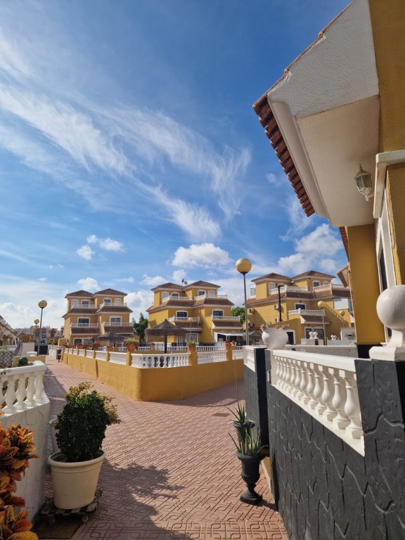 3 Bed, 2 Bath, ApartmentFor Sale, Playa Flamenca, Alicante