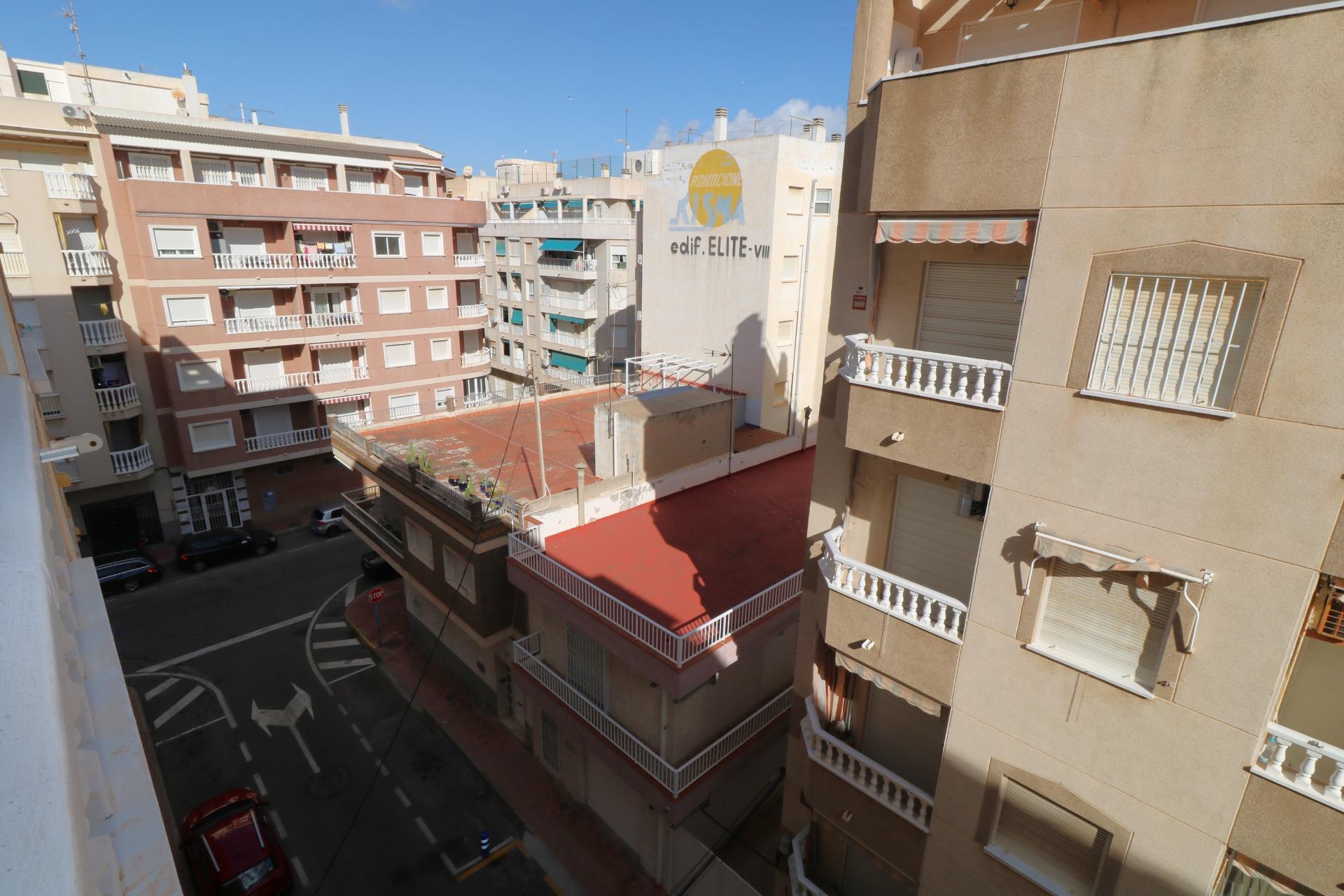 1 Bed, 1 Bath, ApartmentFor Sale, Torrevieja, Alicante