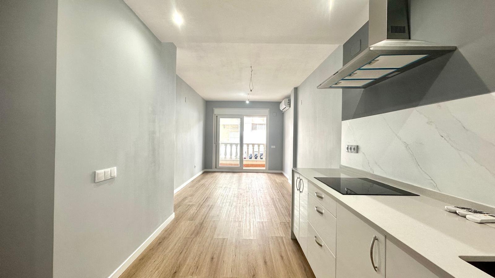 2 Bed, 2 Bath, ApartmentFor Sale, Torrevieja, Alicante