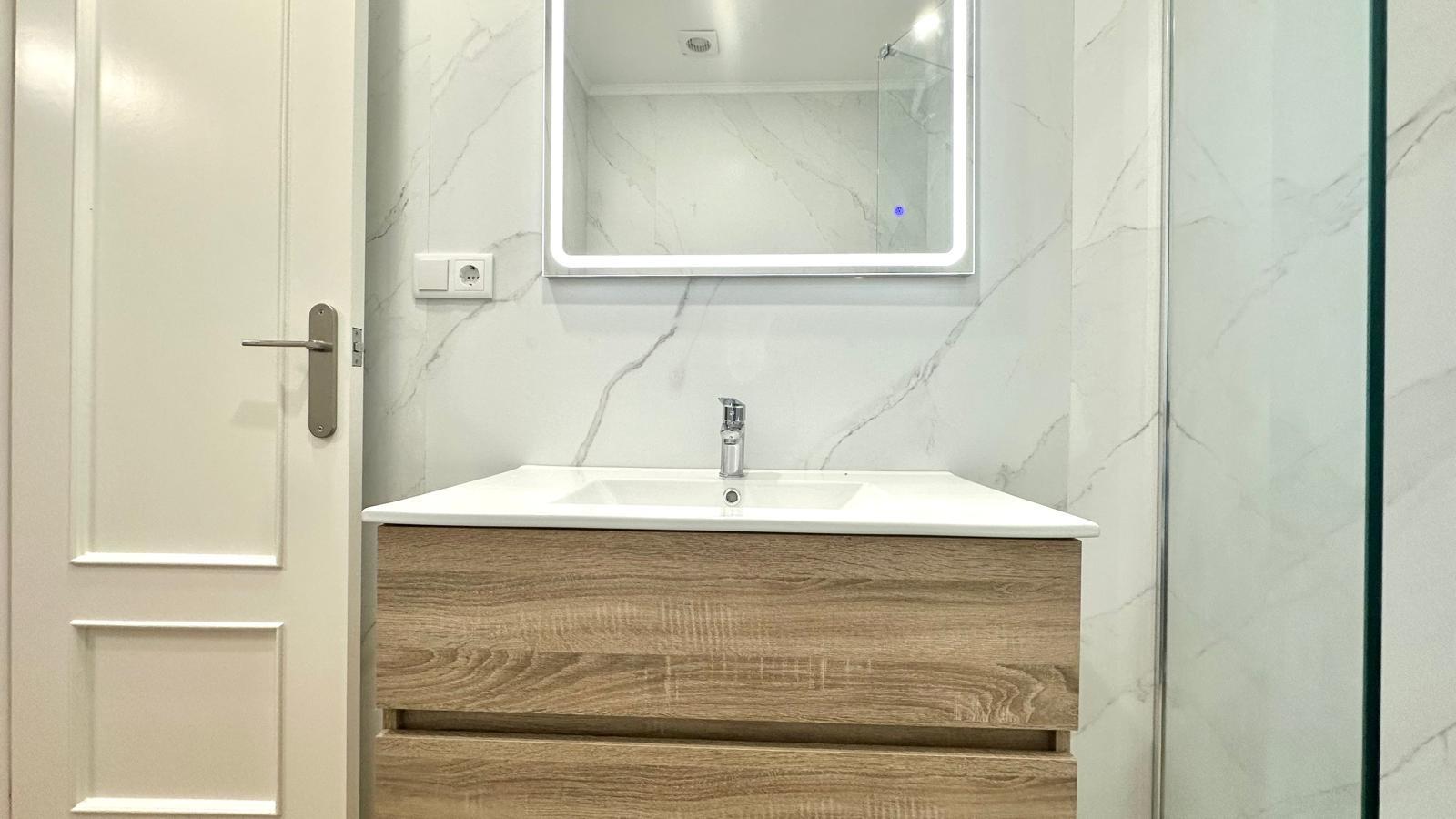 2 Bed, 2 Bath, ApartmentFor Sale, Torrevieja, Alicante