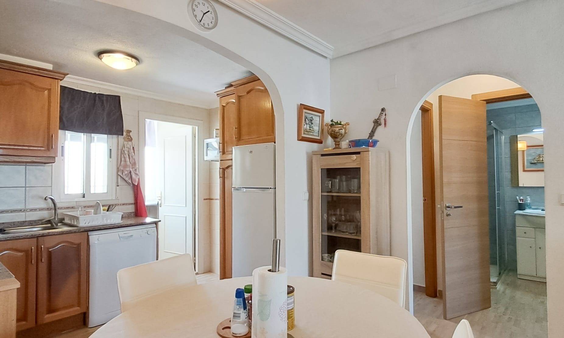 2 Bed, 1 Bath, ApartmentFor Sale, Torrevieja, Alicante