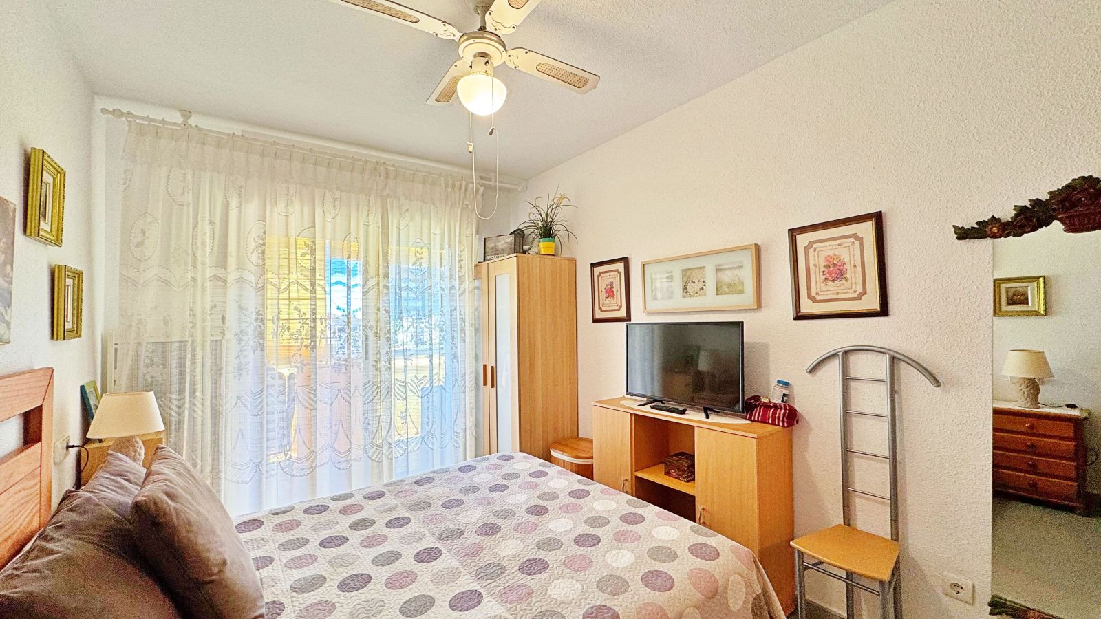 1 Bed, 1 Bath, ApartmentFor Sale, Torrevieja, Alicante