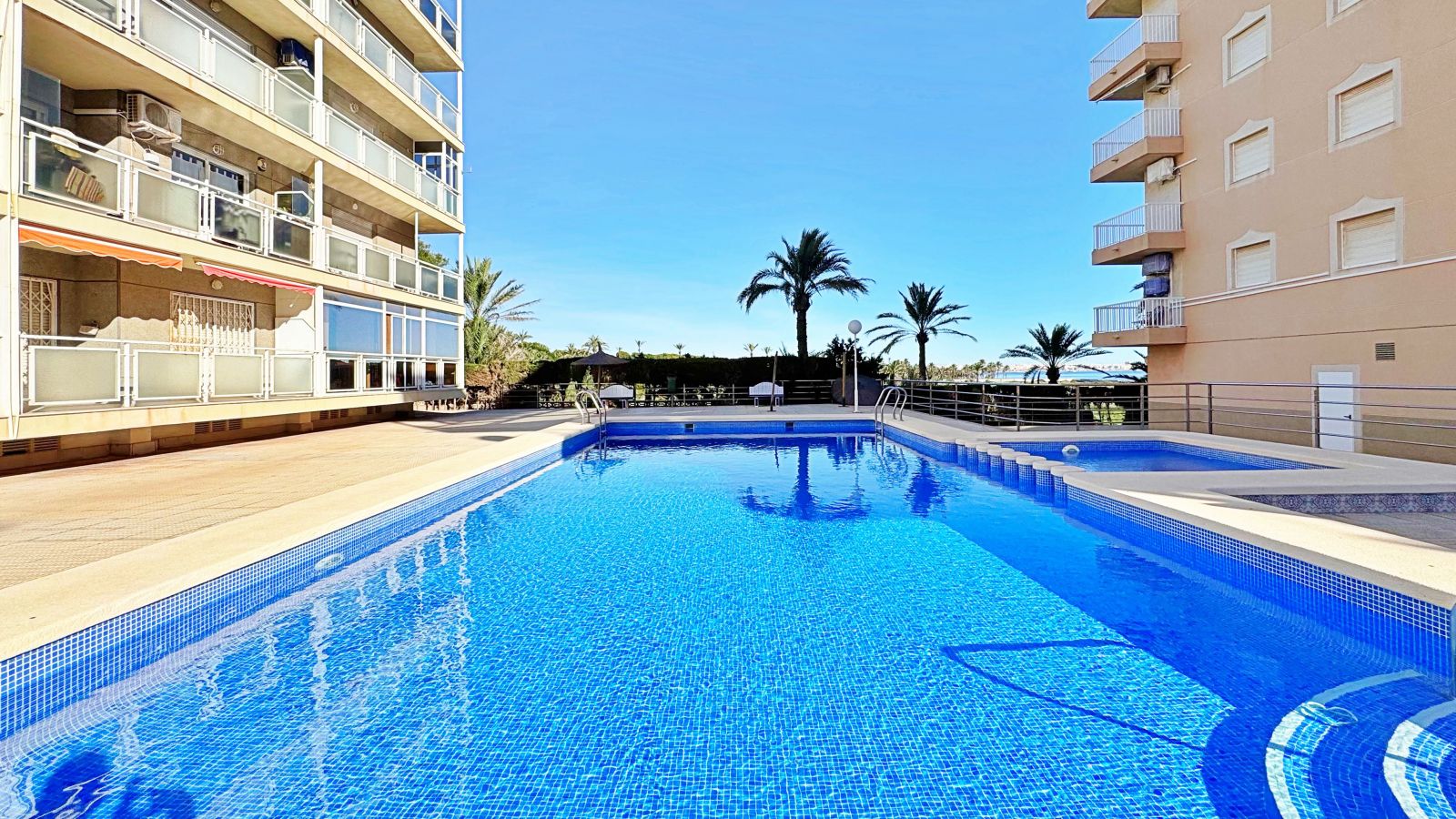 1 Bed, 1 Bath, ApartmentFor Sale, Torrevieja, Alicante