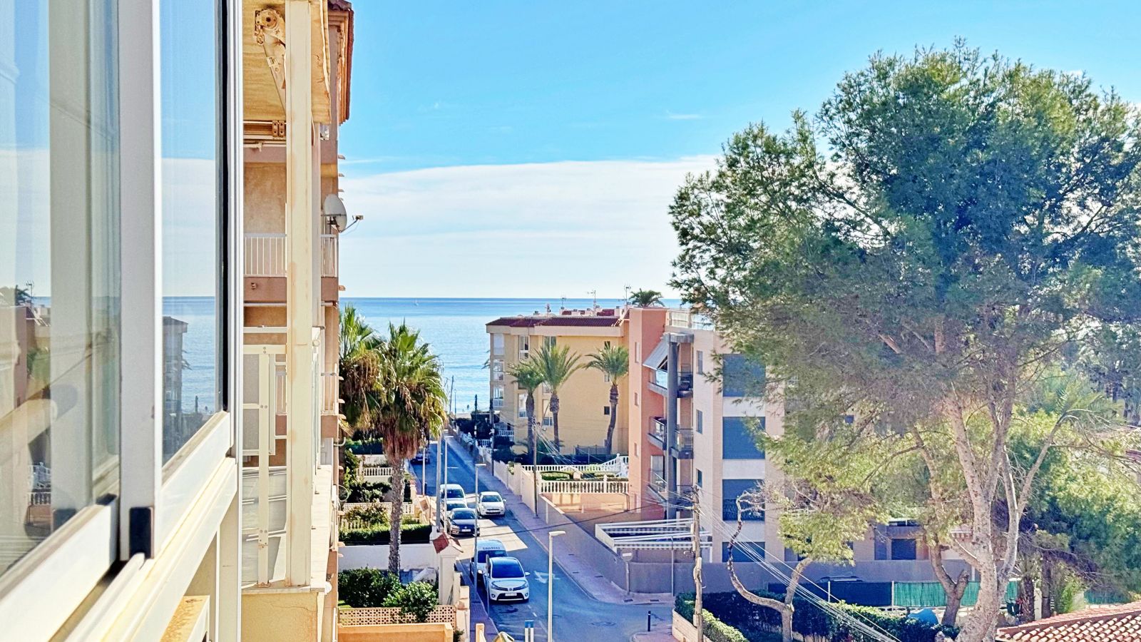 1 Bed, 1 Bath, ApartmentFor Sale, Torrevieja, Alicante