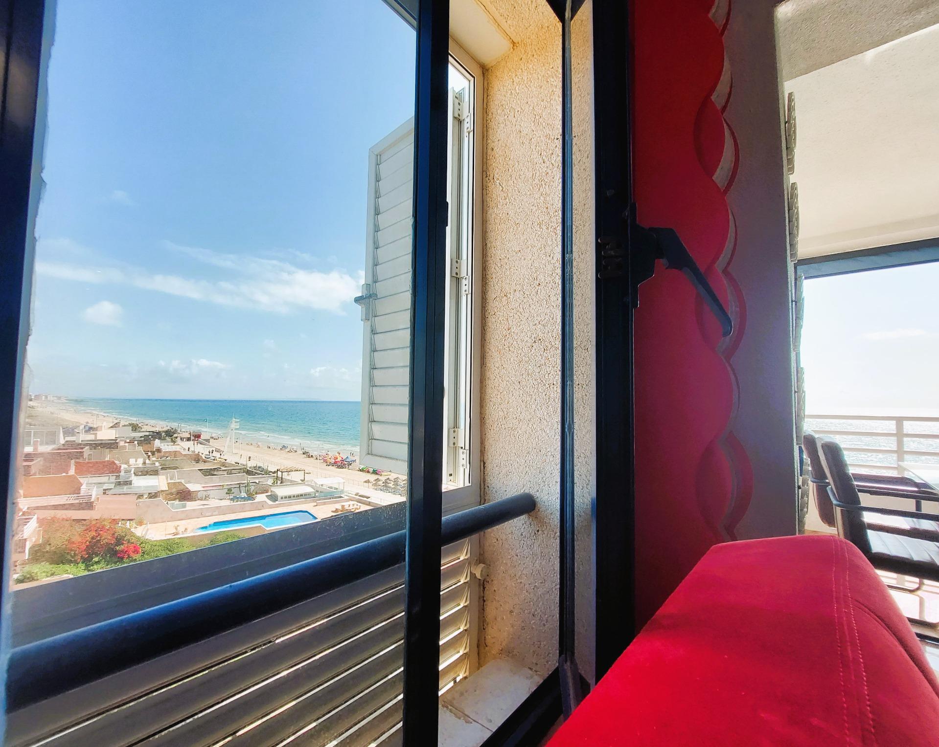 2 Bed, 1 Bath, ApartmentFor Sale, Torrevieja, Alicante