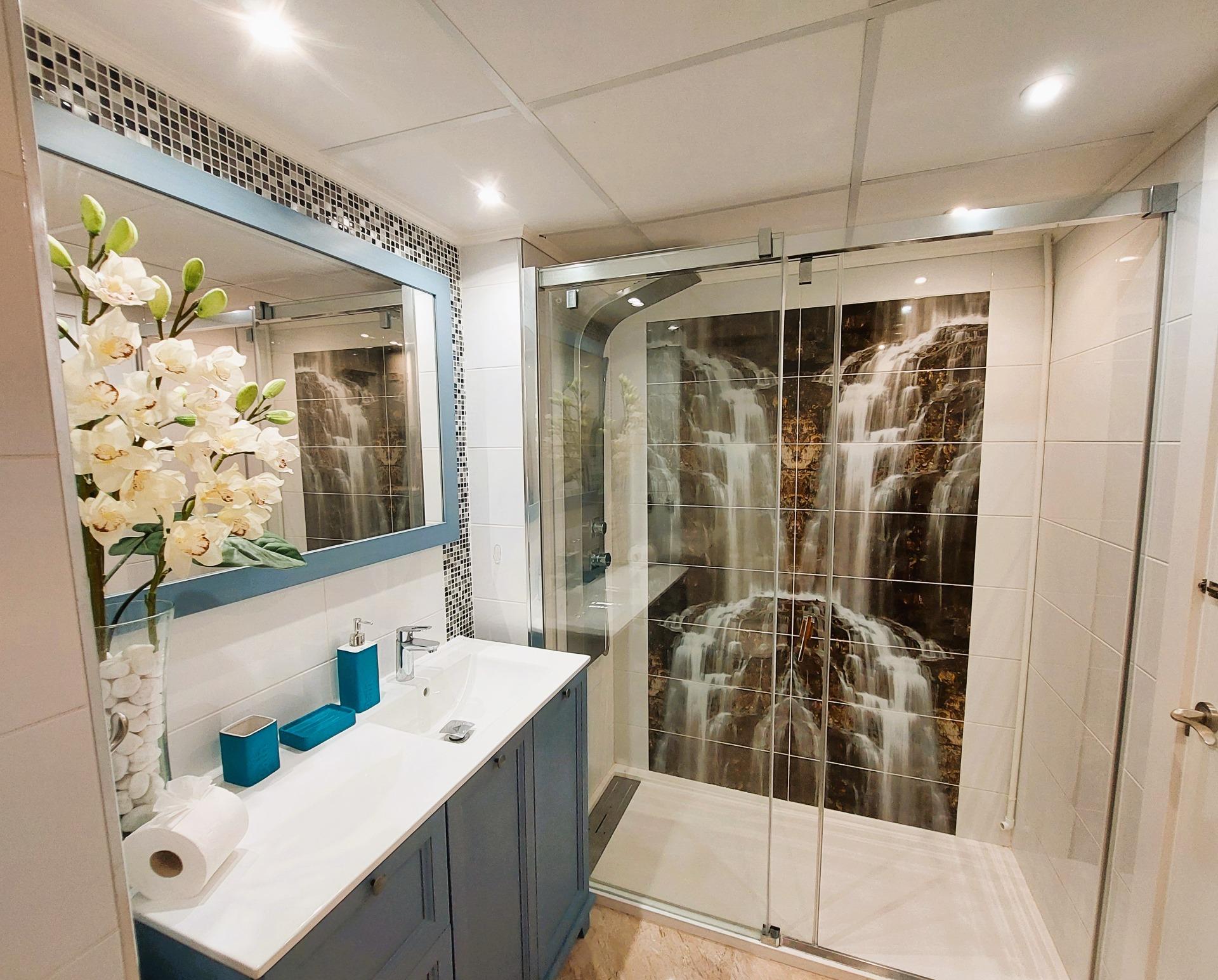 2 Bed, 1 Bath, ApartmentFor Sale, Torrevieja, Alicante