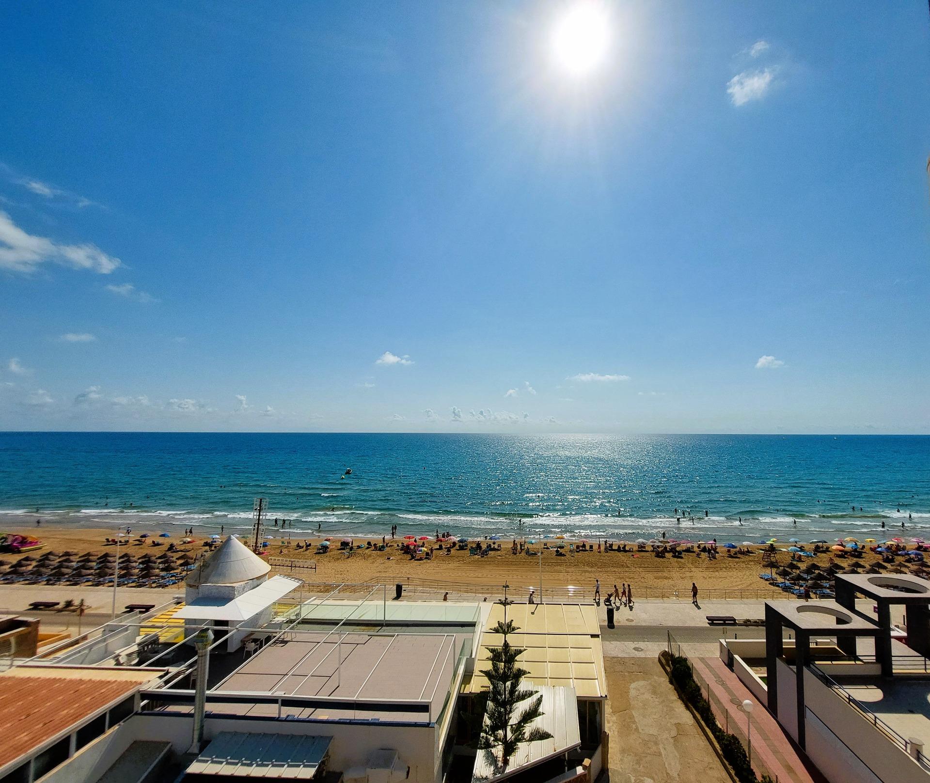 2 Bed, 1 Bath, ApartmentFor Sale, Torrevieja, Alicante