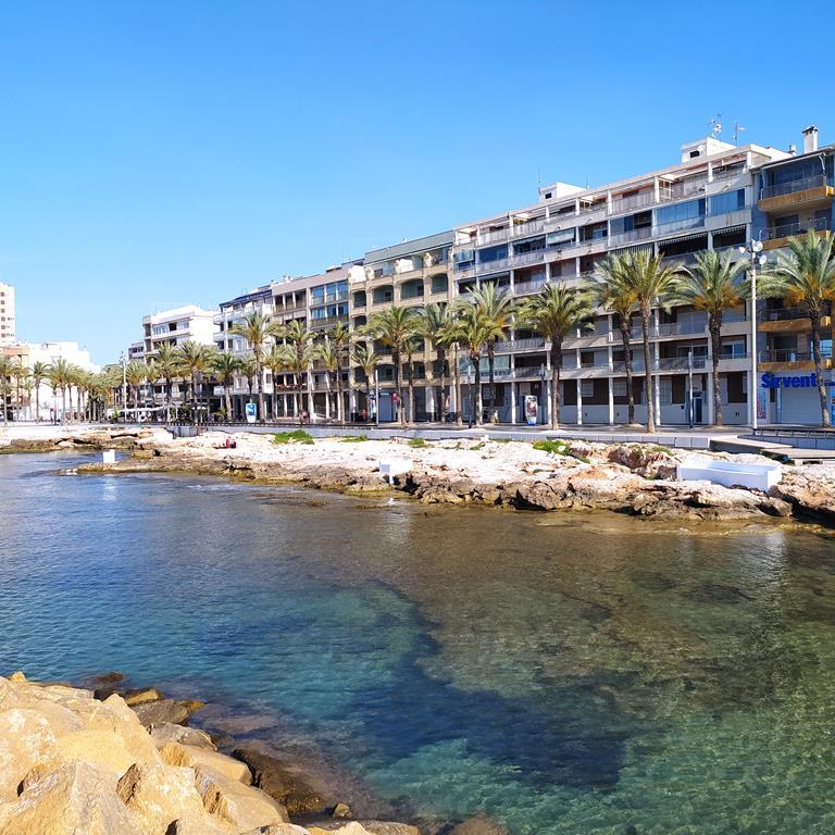 2 Bed, 1 Bath, ApartmentFor Sale, Torrevieja, Alicante