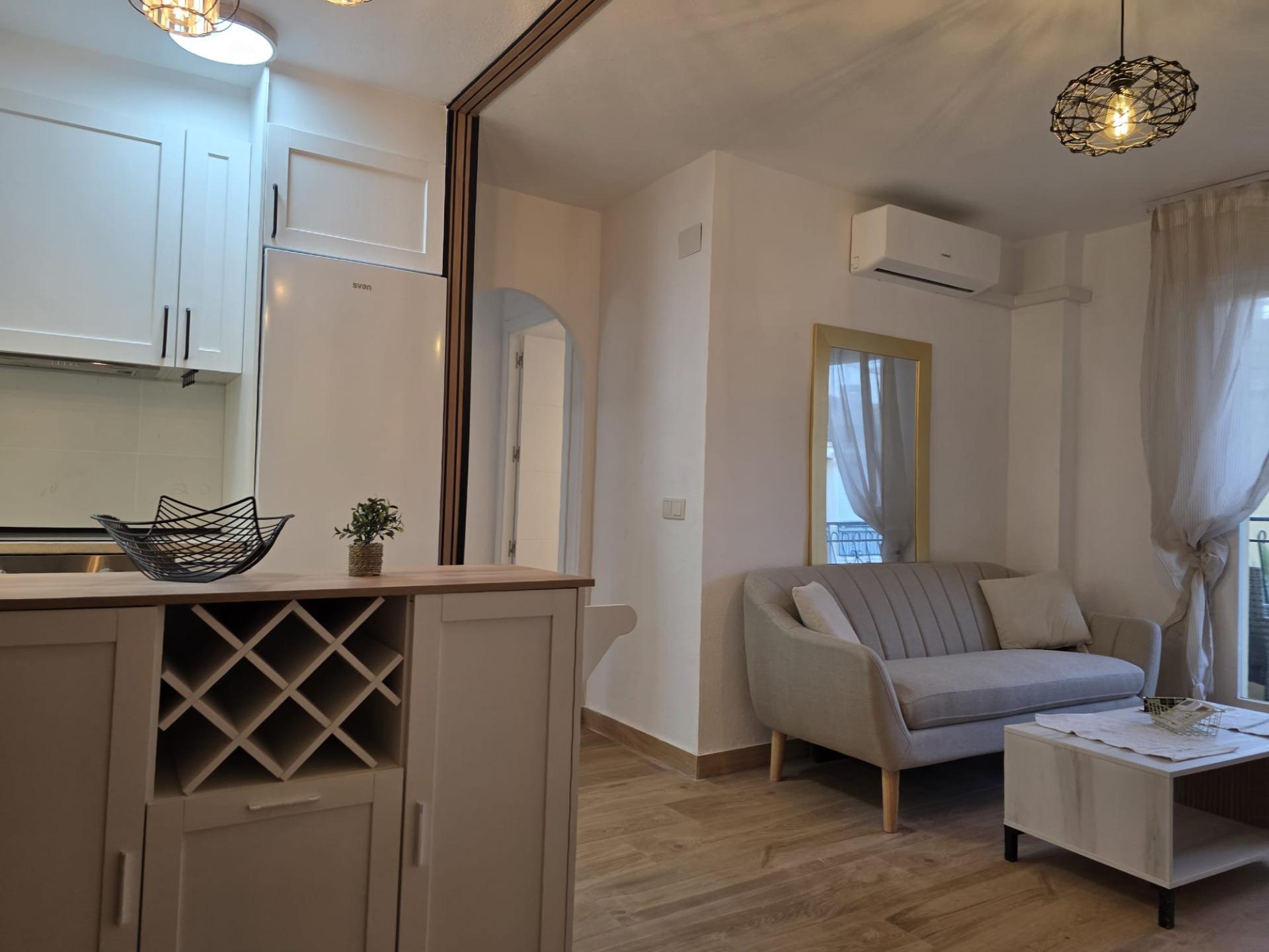 2 Bed, 1 Bath, ApartmentFor Sale, Torrevieja, Alicante