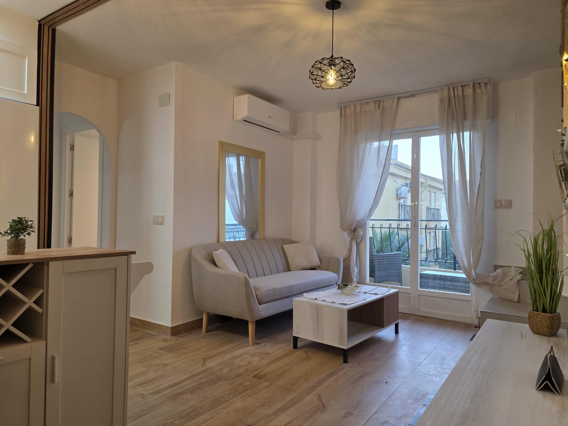 2 Bed, 1 Bath, ApartmentFor Sale, Torrevieja, Alicante