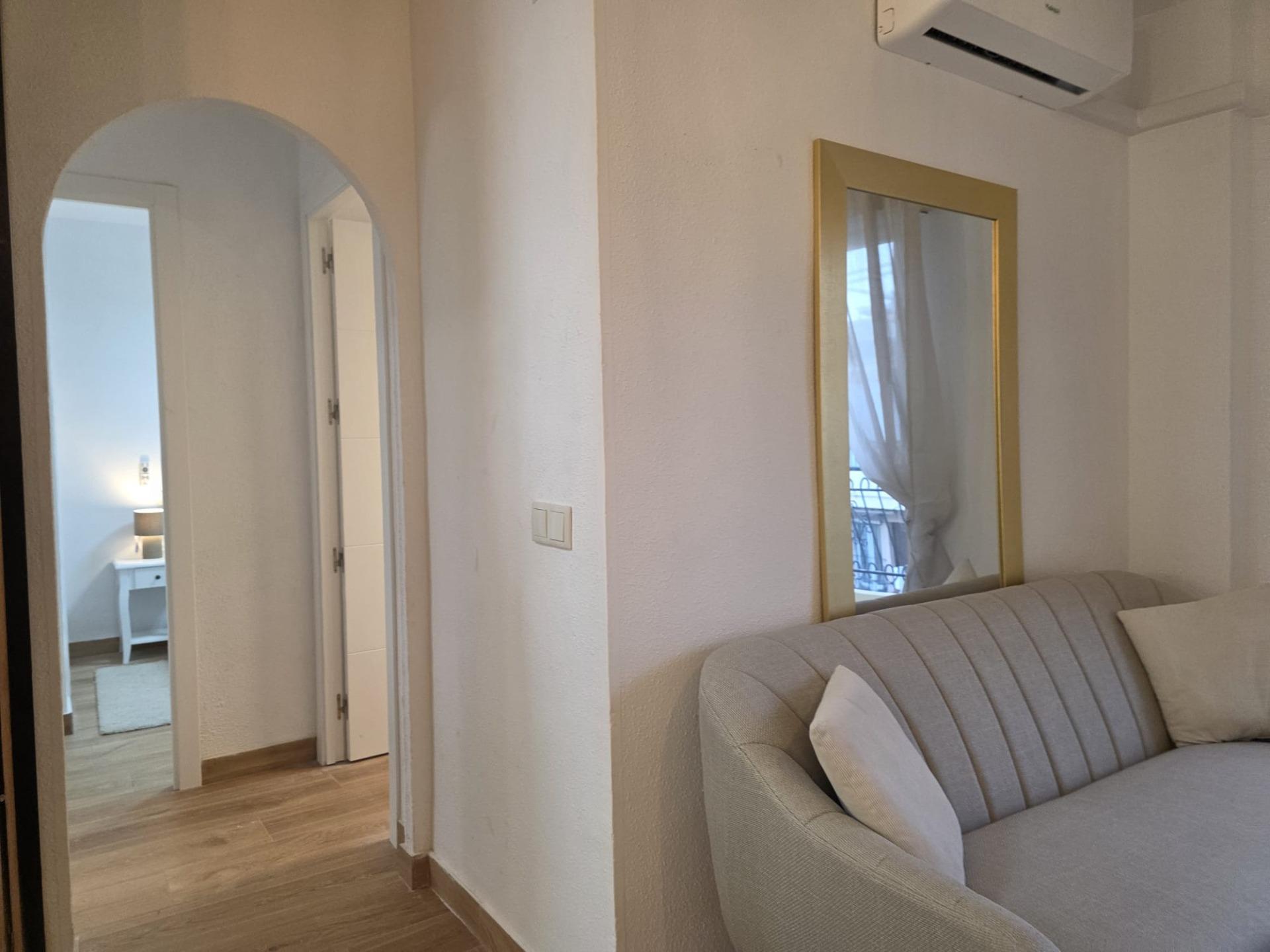 2 Bed, 1 Bath, ApartmentFor Sale, Torrevieja, Alicante