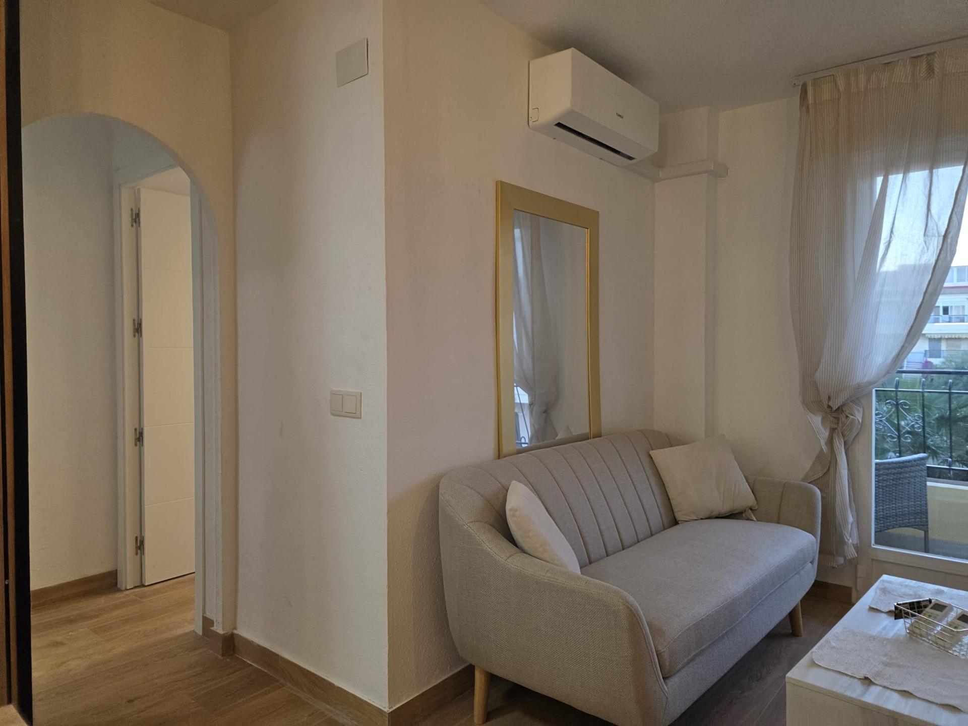 2 Bed, 1 Bath, ApartmentFor Sale, Torrevieja, Alicante