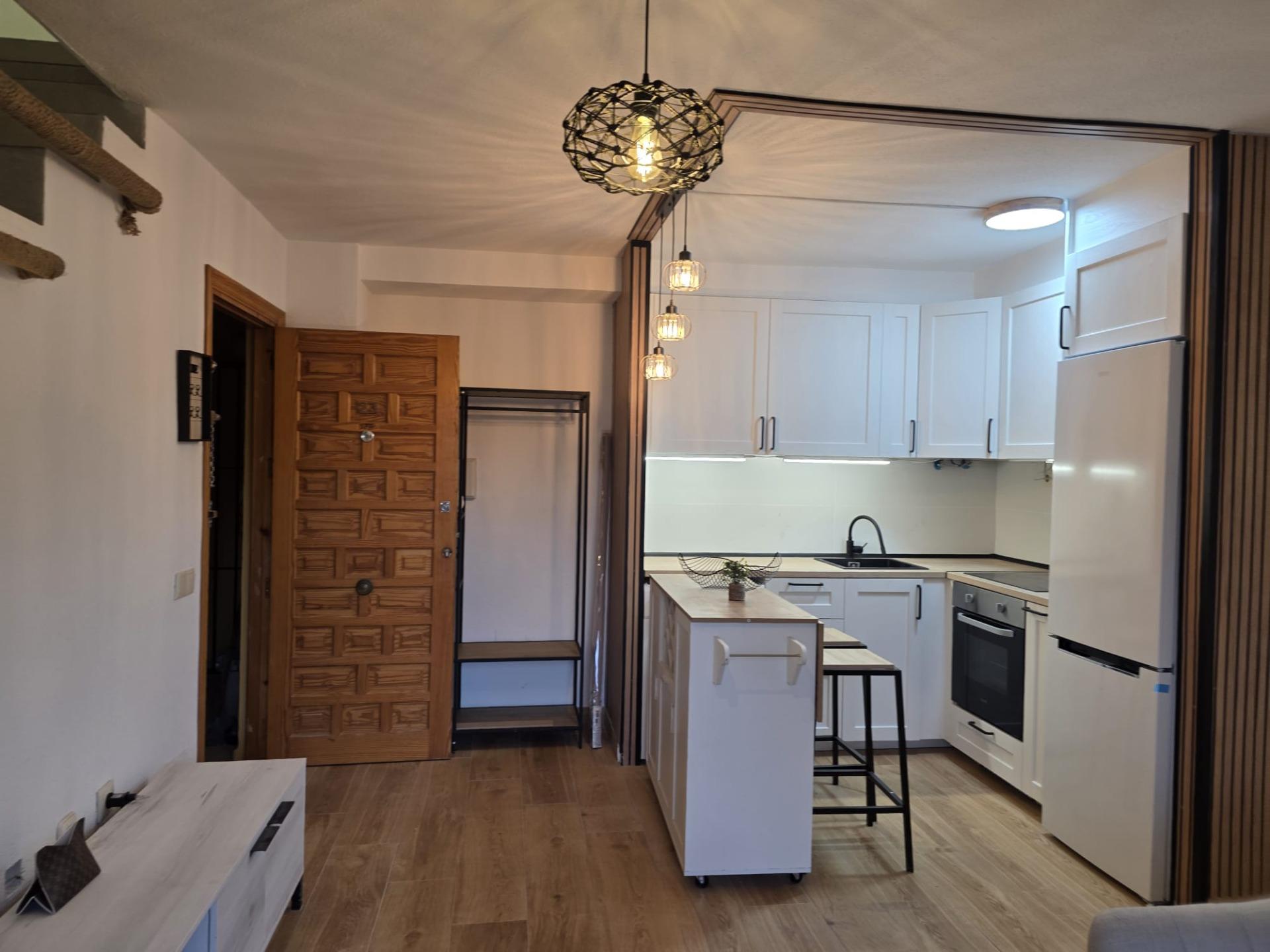 2 Bed, 1 Bath, ApartmentFor Sale, Torrevieja, Alicante