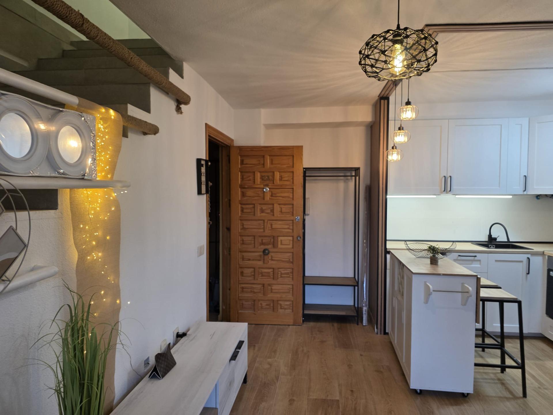 2 Bed, 1 Bath, ApartmentFor Sale, Torrevieja, Alicante