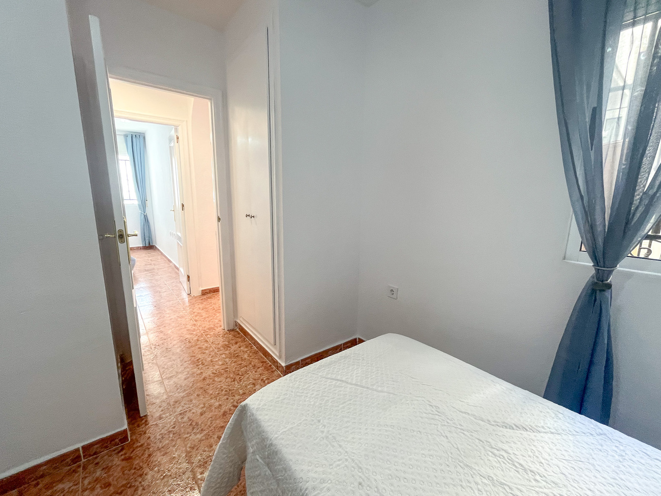 2 Bed, 1 Bath, ApartmentFor Sale, Vistabella Golf Entre Naranjos, Alicante