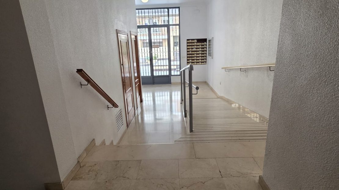 3 Bed, 2 Bath, ApartmentFor Sale, Torrevieja, Alicante