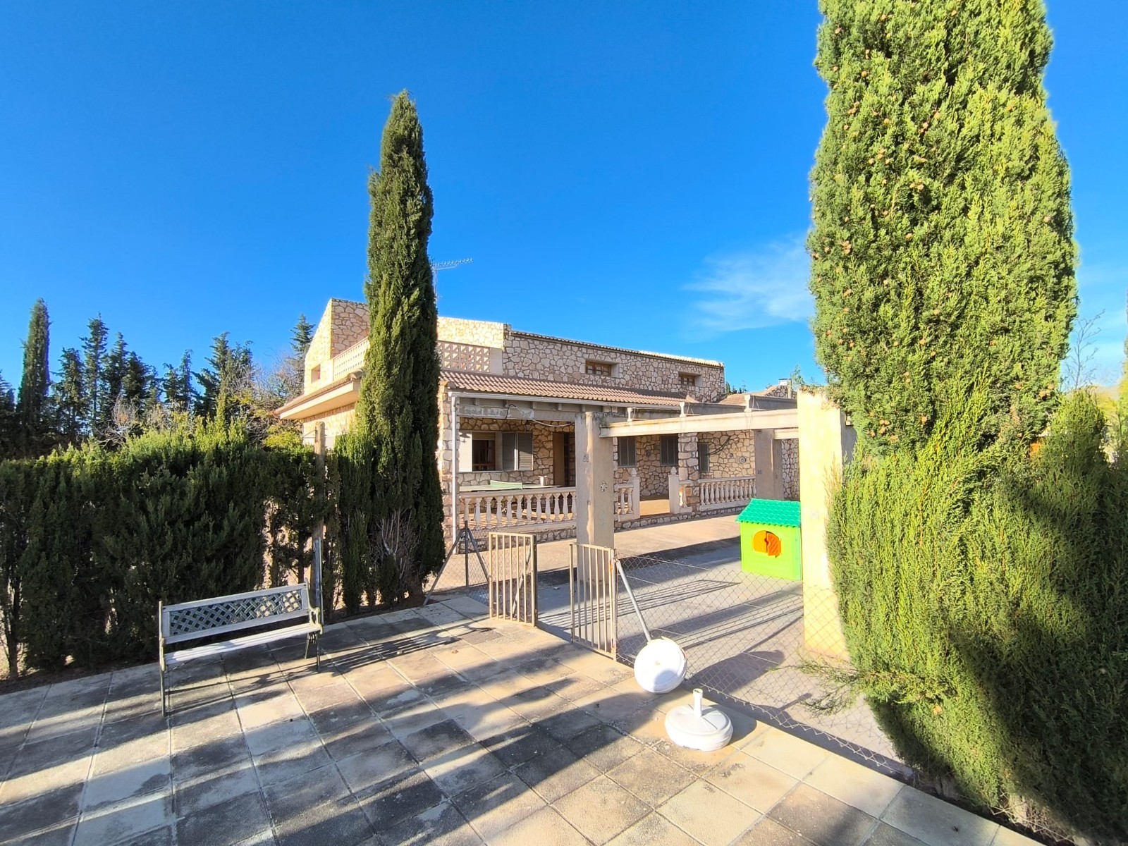 6 Bed, 2 Bath, HouseFor Sale, Yecla, Murcia