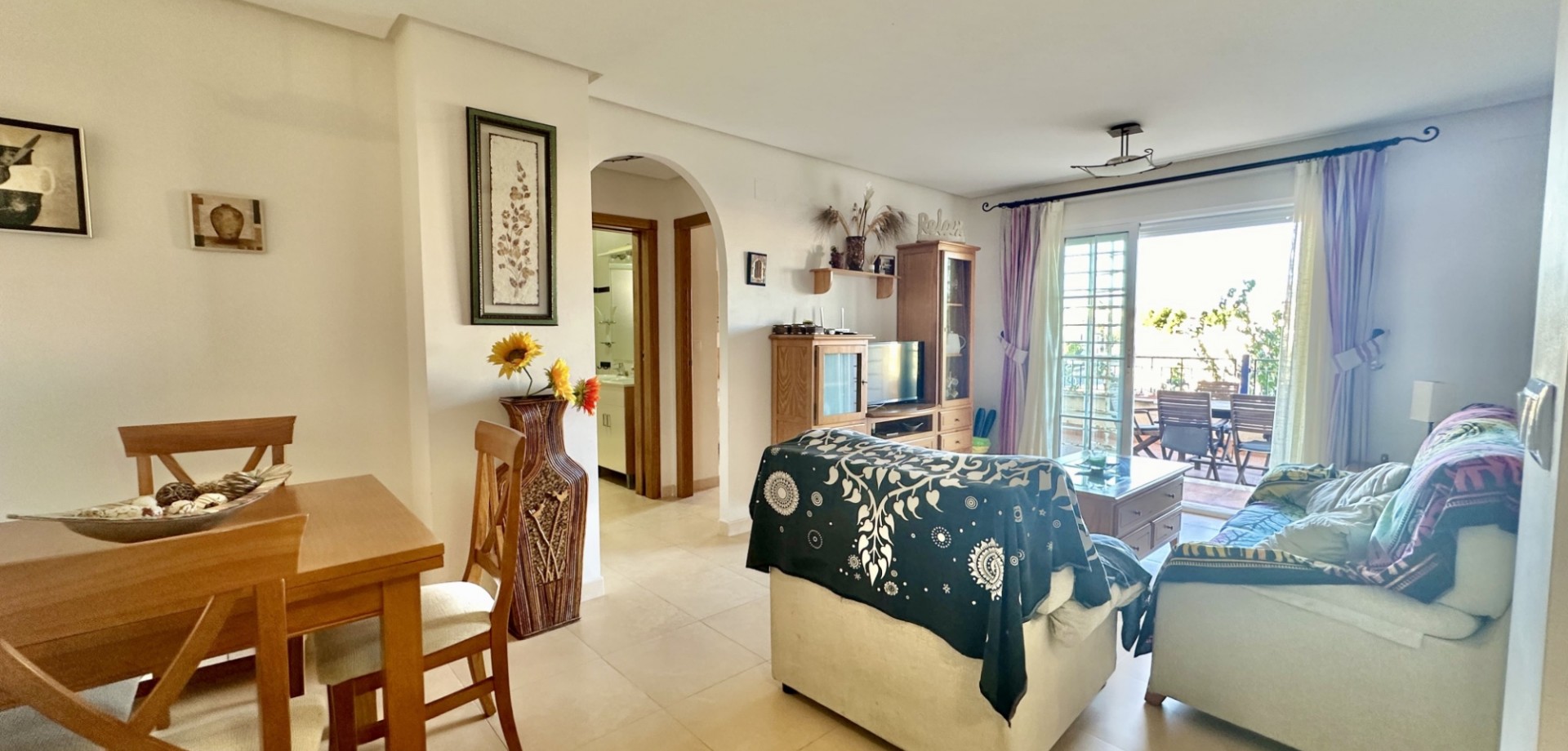 2 Bed, 1 Bath, ApartmentFor Sale, Mil Palmeras, Alicante