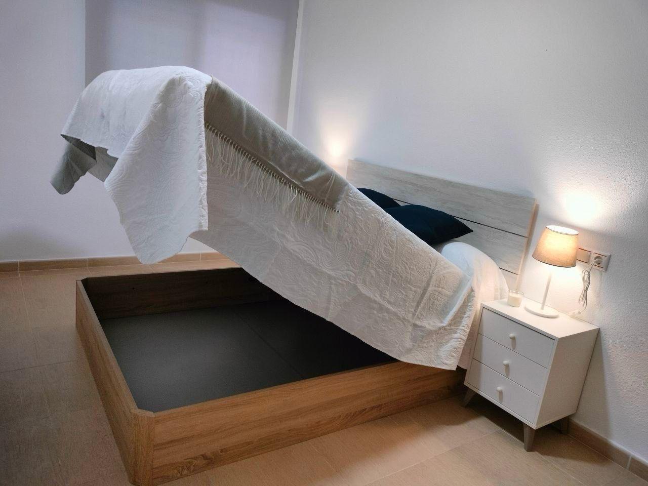 2 Bed, 1 Bath, ApartmentFor Sale, Torrevieja, Alicante