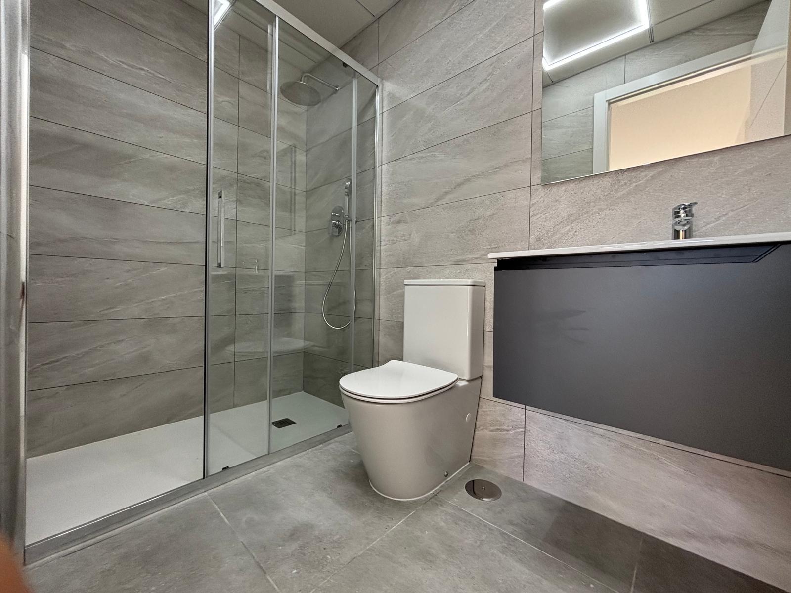 3 Bed, 2 Bath, ApartmentFor Sale, Torrevieja, Alicante