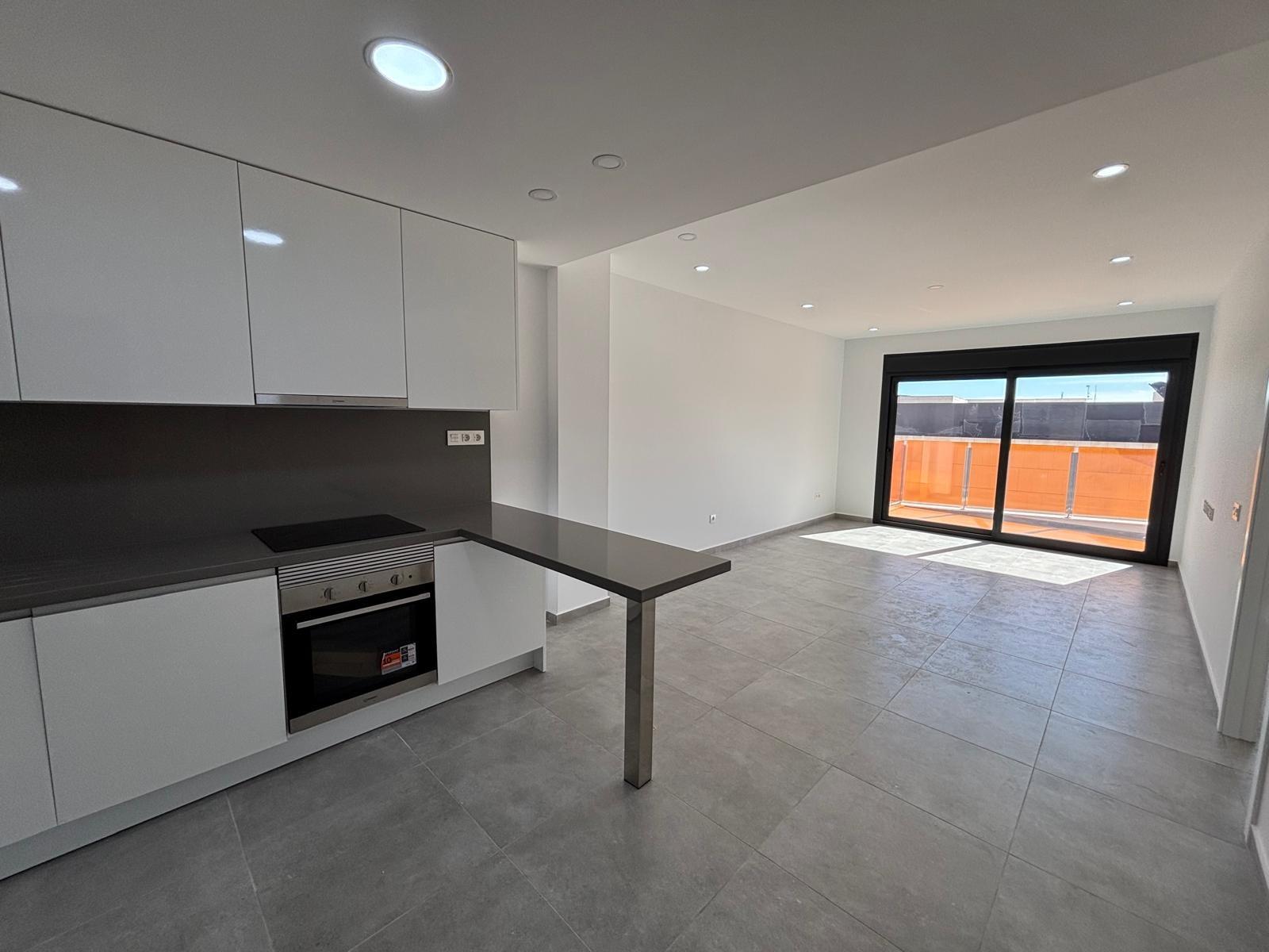 3 Bed, 2 Bath, ApartmentFor Sale, Torrevieja, Alicante