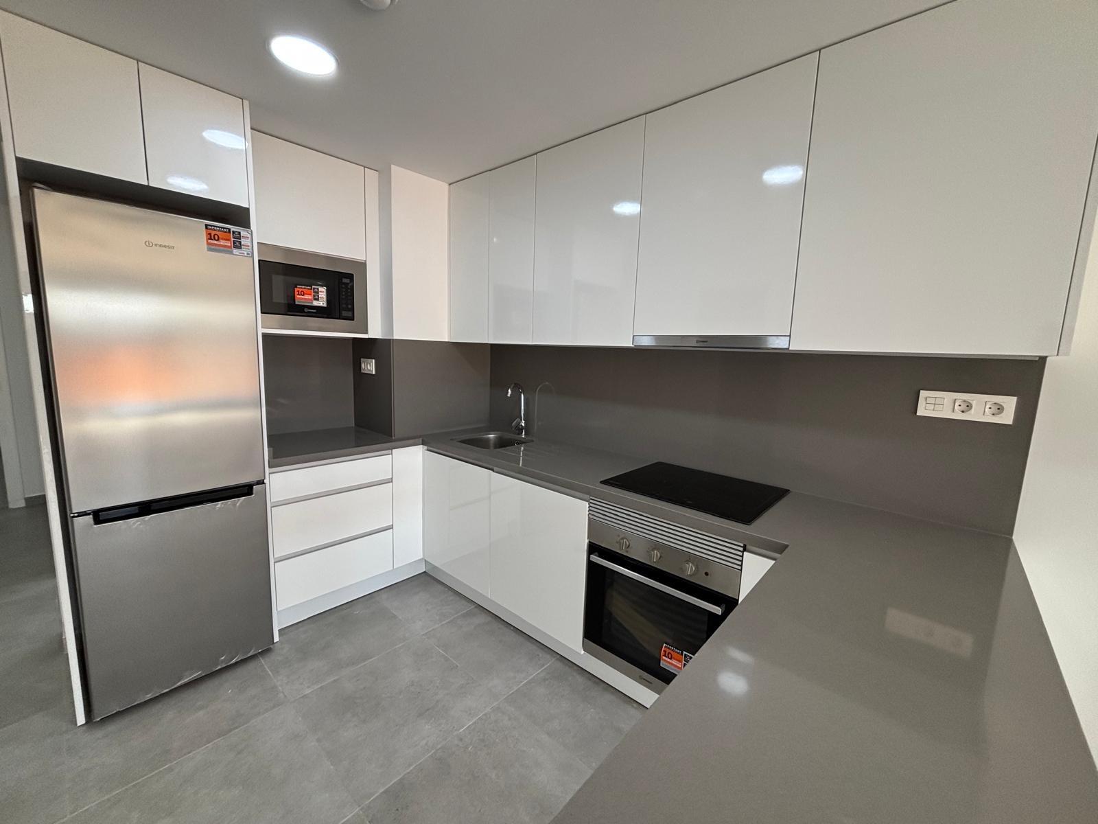 3 Bed, 2 Bath, ApartmentFor Sale, Torrevieja, Alicante