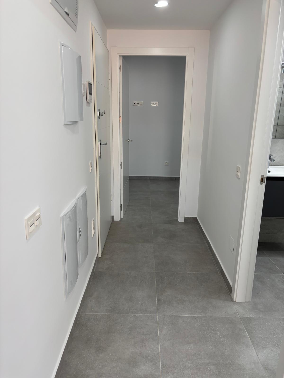 3 Bed, 2 Bath, ApartmentFor Sale, Torrevieja, Alicante